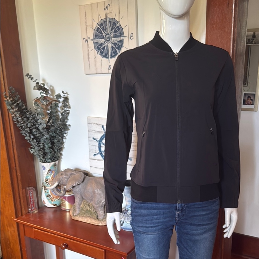 NWT Eddie Bauer size xS Women's Black Bomber Jacket